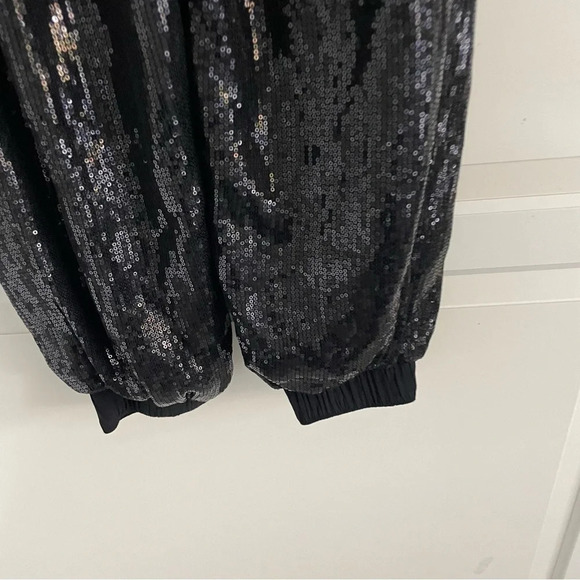 New! Revolve x h:ours sequin embellished joggers black 30282 - Picture 5 of 6
